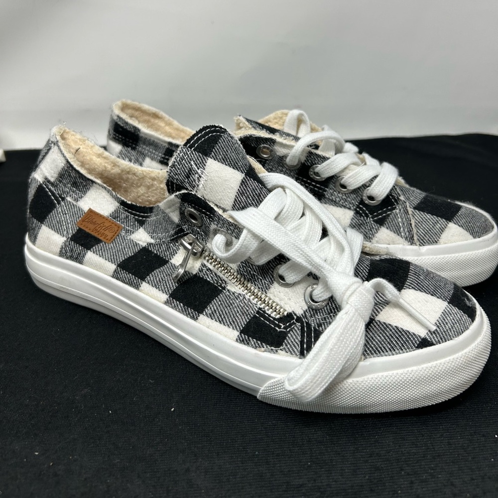 Blowfish Malibu Maggi Women's Black White Shoes Sneakers SIZE 8.5M